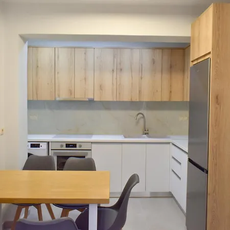 Apartment S & E